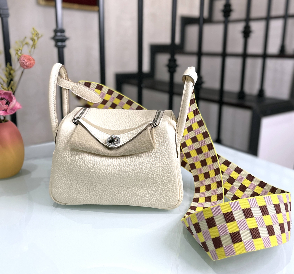 Mini Lindy CKI2 銀扣 TC皮編織肩帶