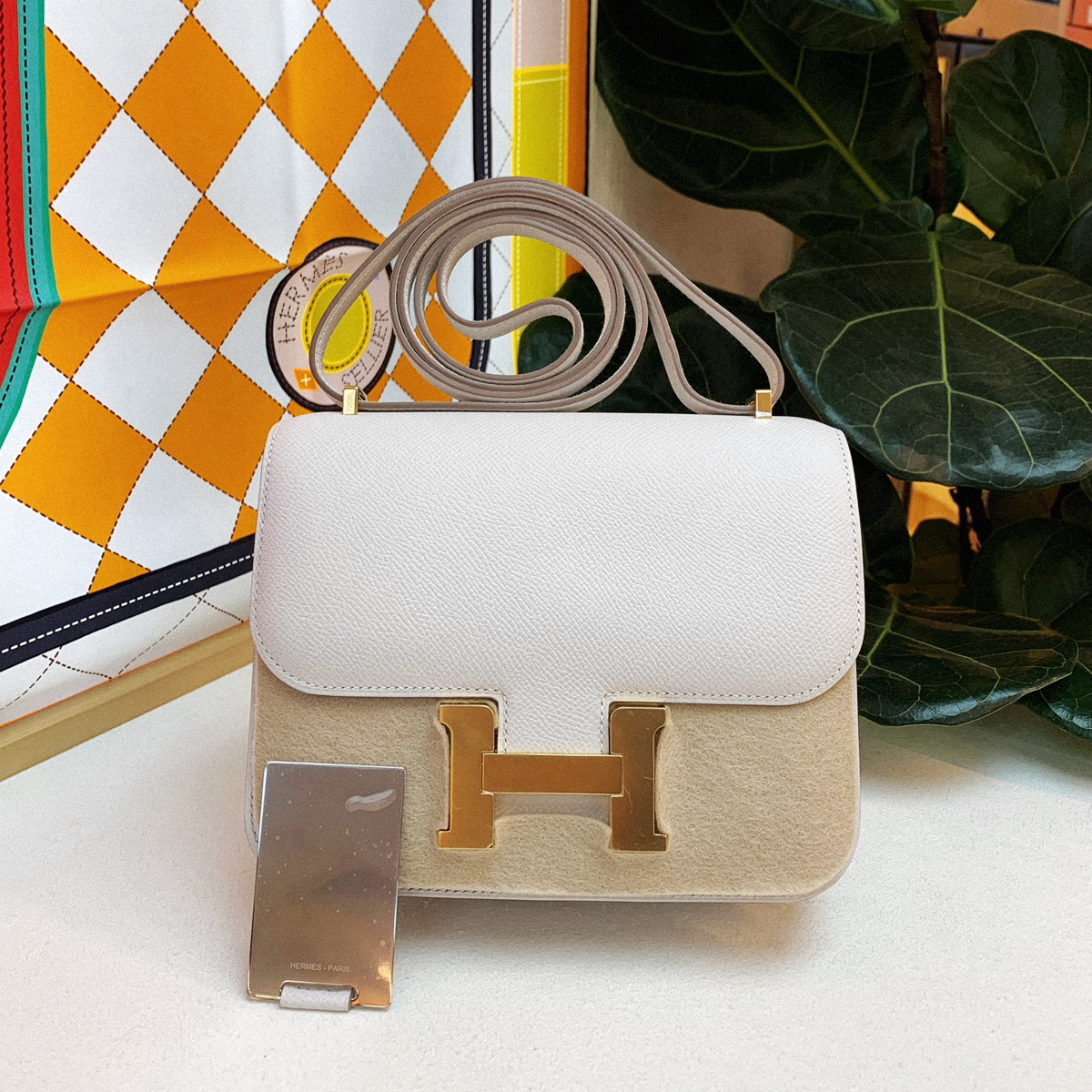 CONSTANCE 19 CCM4 奶灰白 金扣 Epsom 有鏡子