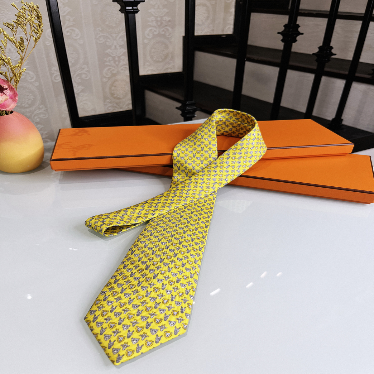 黄色卡通头像印花领带